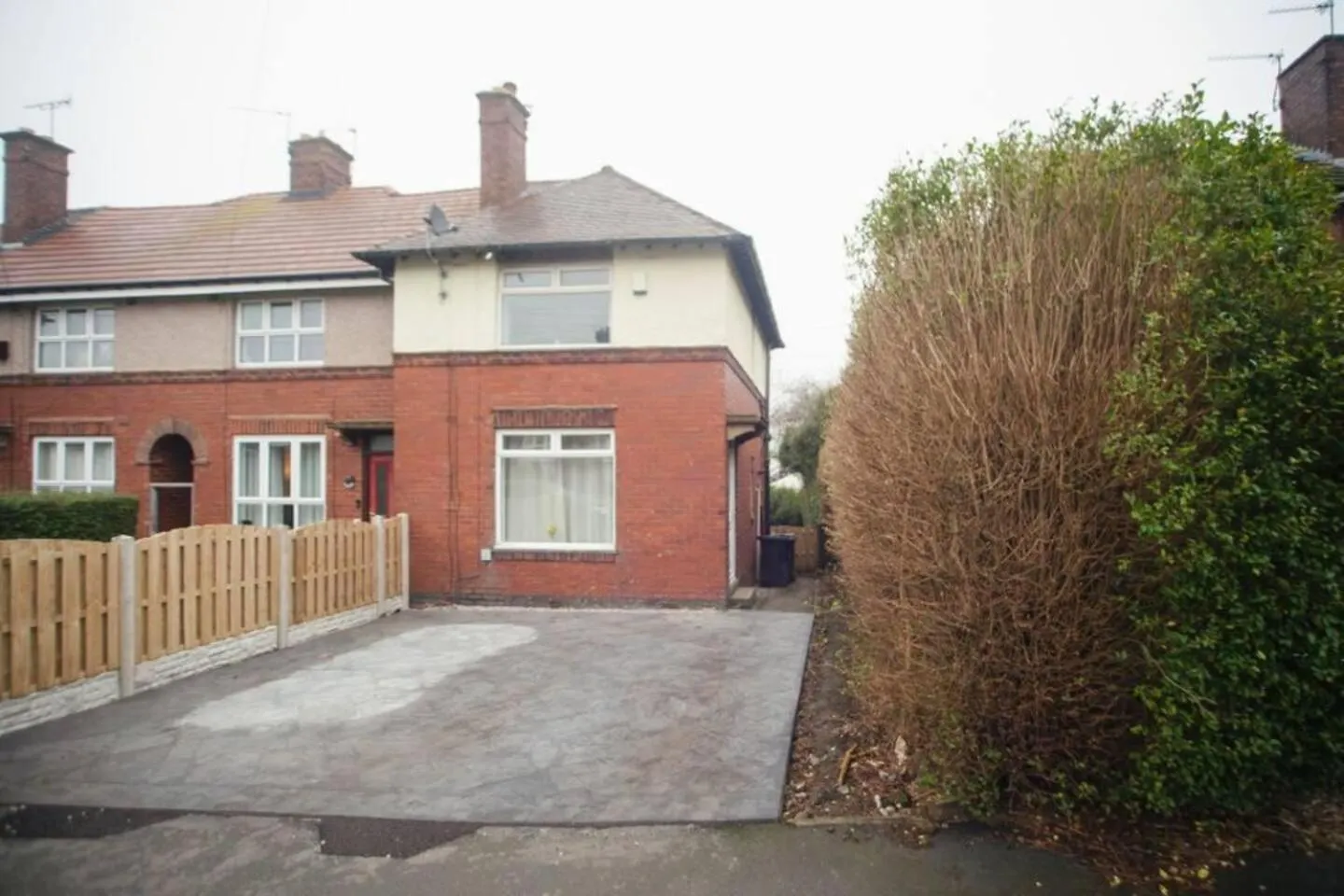 Lovely 2 Bedroom House Sheffield Central Location 0*,
